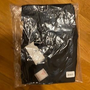 Figs Maternity Zamora pant in black NWT medium